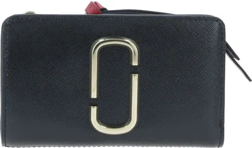 Marc Jacobs (106526886) Marc Jacobs (106526886)