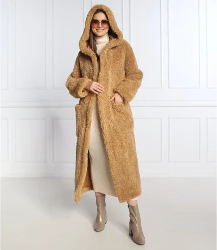 Liviana Conti Cappotto (105807333) Liviana Conti Cappotto (105807333)