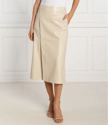 Liviana Conti Gonna (106376570) Liviana Conti Gonna (106376570)